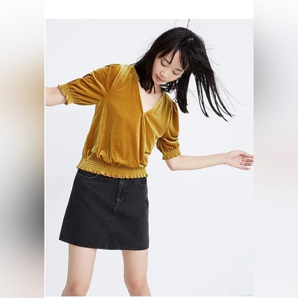Madewell Velvet Smocked Crossover Top Sz. XS Antique Gold